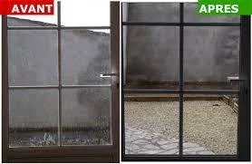 Collage de vitres avec repères avant et après incrustés